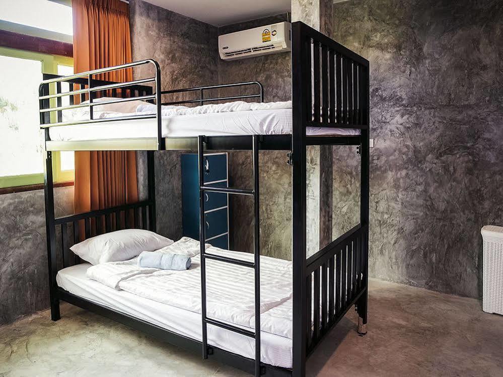 Andaman Lanta Old Town Hotel Koh Lanta Ngoại thất bức ảnh