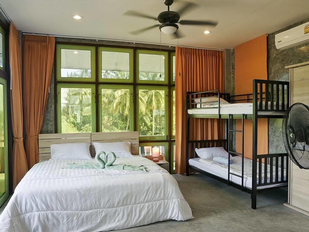 Andaman Lanta Old Town Hotel Koh Lanta Ngoại thất bức ảnh