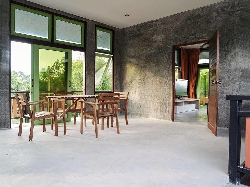 Andaman Lanta Old Town Hotel Koh Lanta Ngoại thất bức ảnh