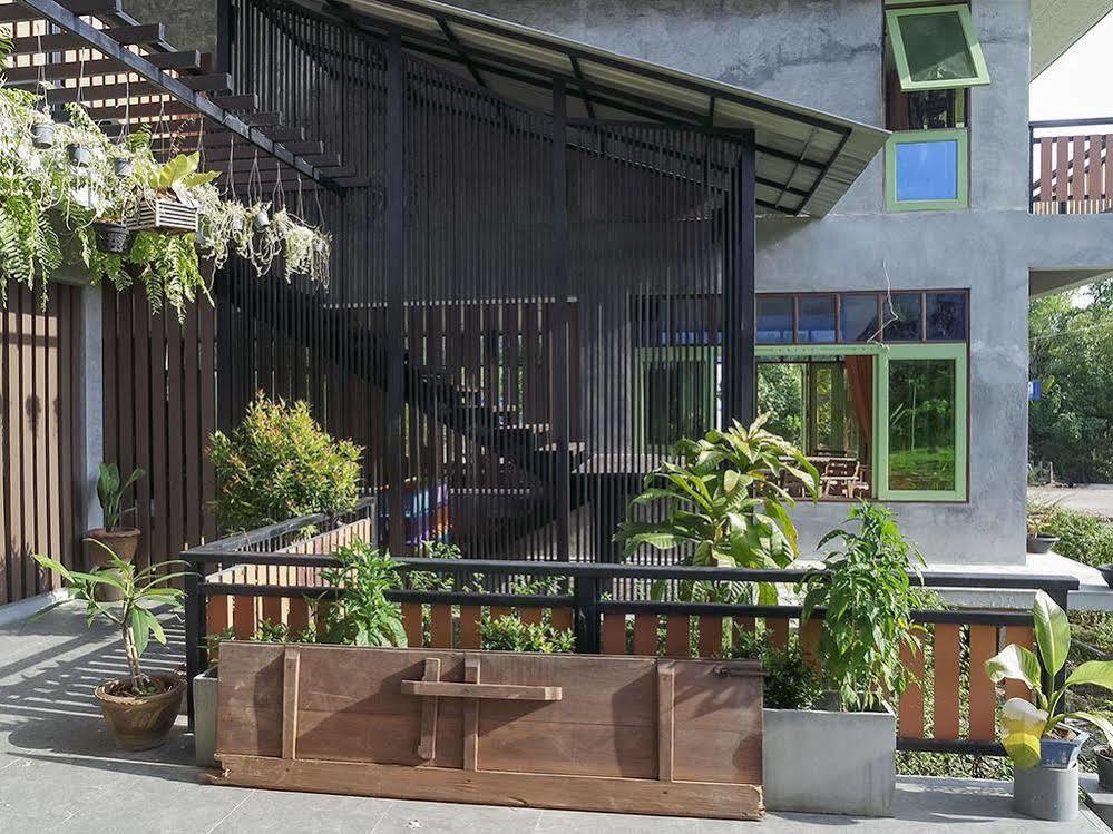 Andaman Lanta Old Town Hotel Koh Lanta Ngoại thất bức ảnh