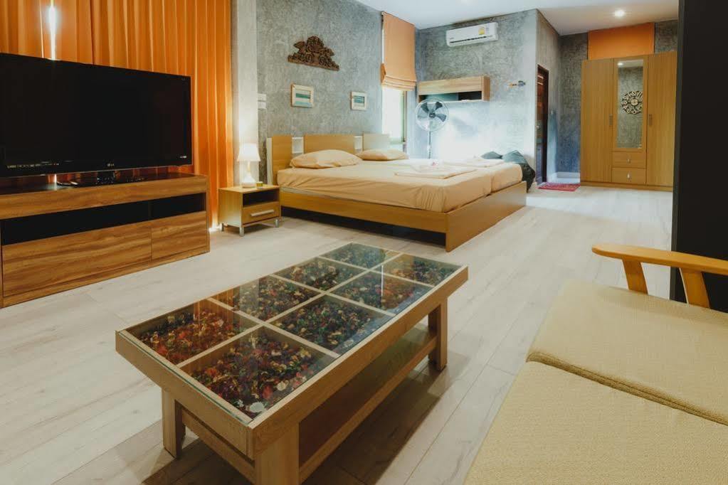 Andaman Lanta Old Town Hotel Koh Lanta Ngoại thất bức ảnh